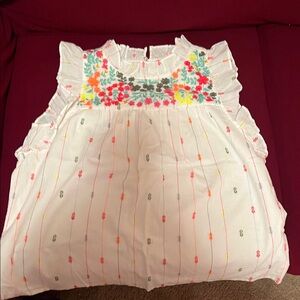 Crown & Ivy White Top with Colorful Embroidery